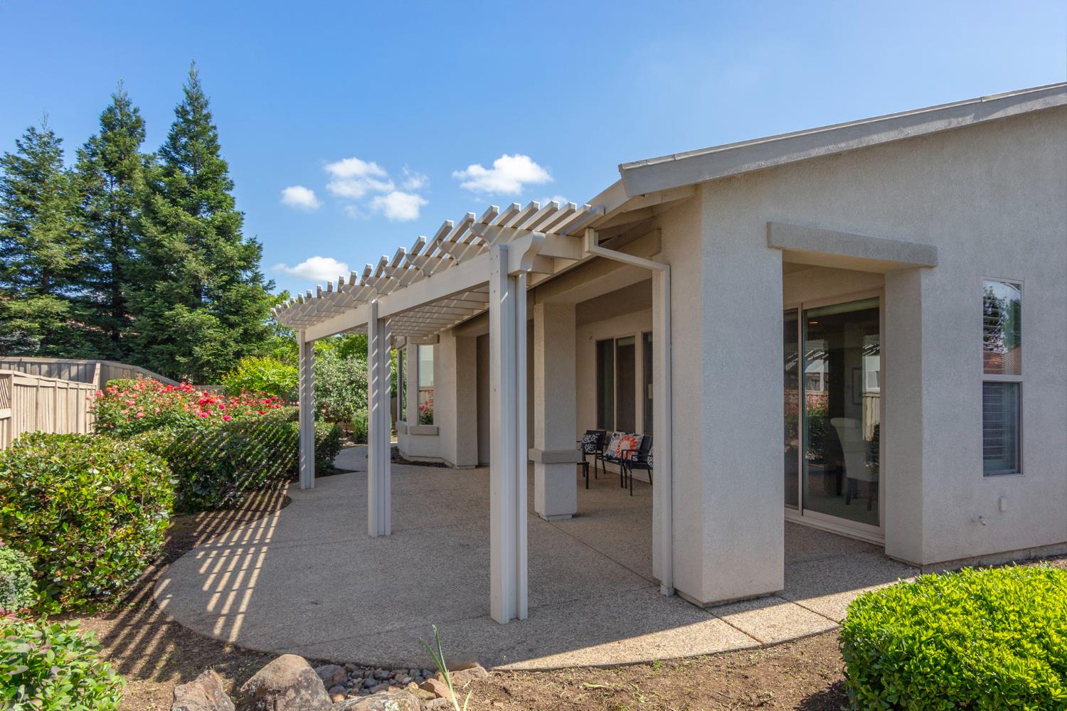 1260 Freschi Lane Lincoln, CA 95648 - Photo 47 of 60 a view of a house with a porch