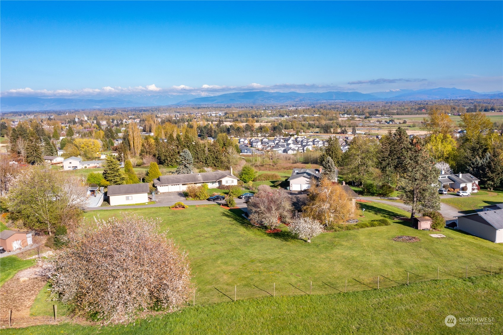 2585 Mountain View Road Ferndale, WA 98248 - Photo 38 of 40 a view of a city