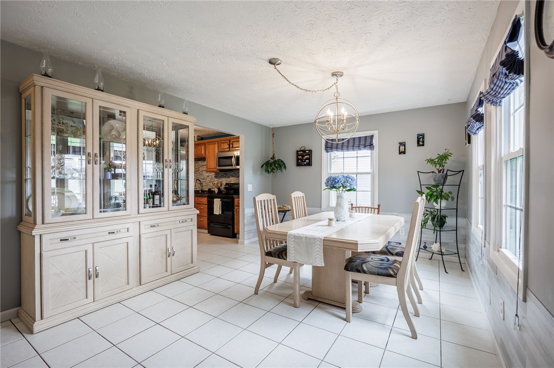 1458 Manitou Road Greece, NY 14468 - Photo 4 of 33