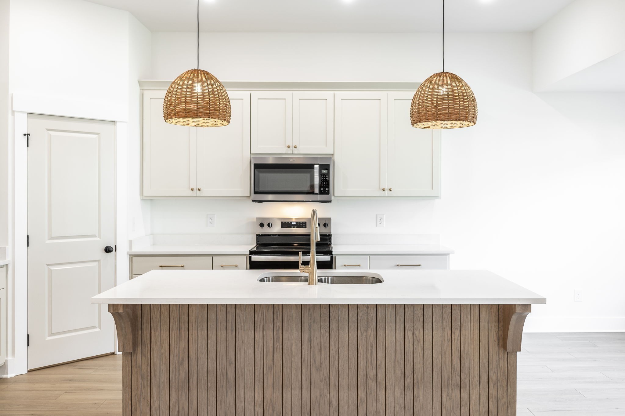 2106 Rylee Way Greenbrier, TN 37073 - Photo 2 of 23