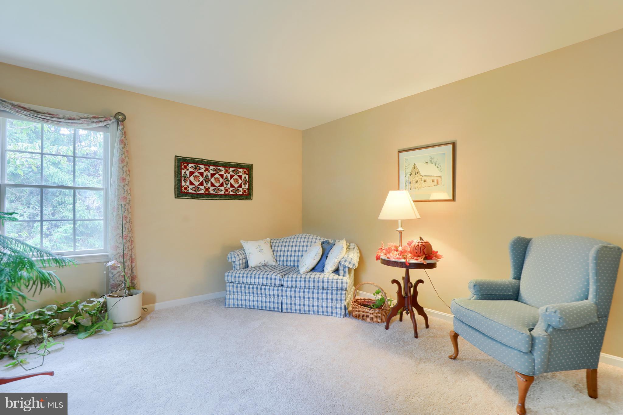 2662 Hazelwood Road Lancaster, PA 17601 - Photo 4 of 41 Gallery Image 4