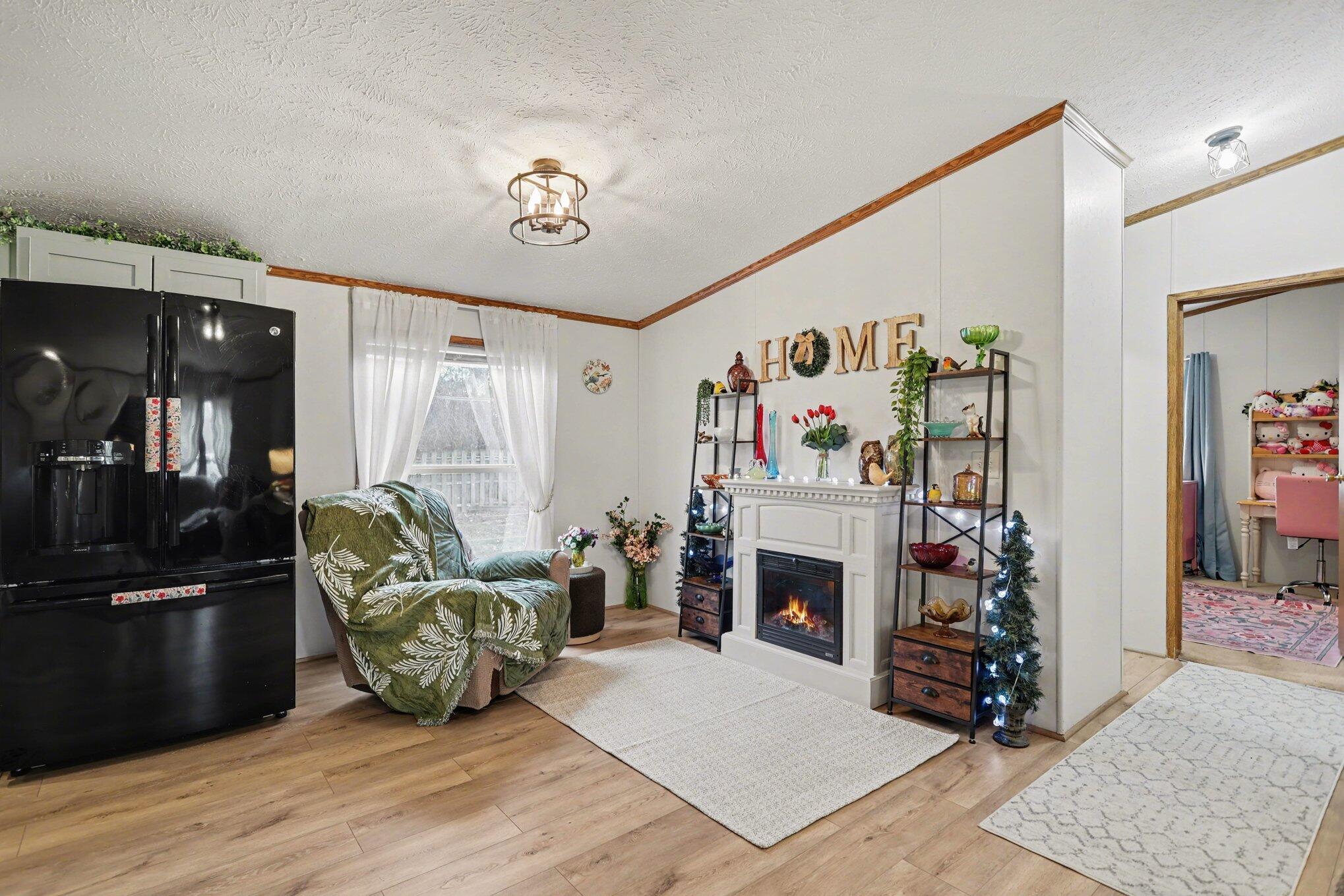 Undisclosed Address Tekonsha, MI 49092 - Photo 6 of 17 Eating/Sitting Area