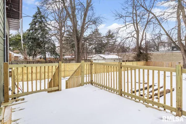 $199,000 | 1037 North 8th Street, Springfield, IL 62702