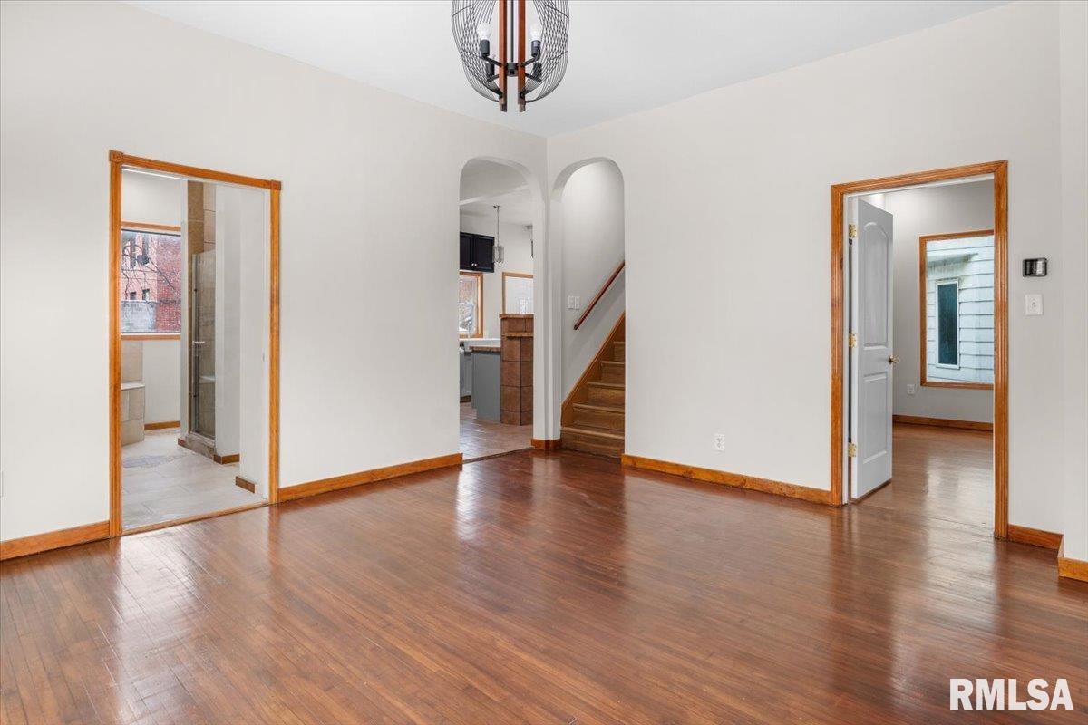 1037 North 8th Street Springfield, IL 62702 - Photo 9 of 35