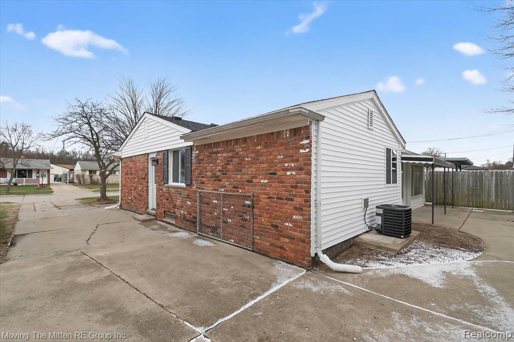 38061 Walnut Street Romulus, MI 48174 - Photo 44 of 68