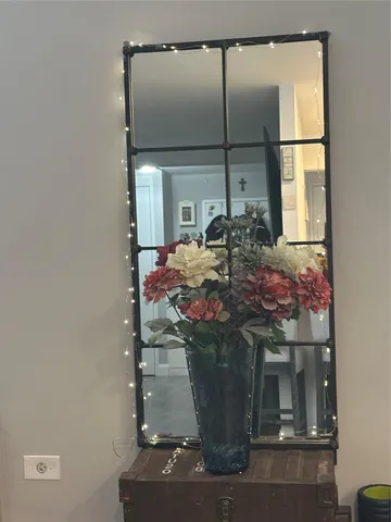 $259,000 | 241-20 Northern Boulevard, Unit 1M | Douglaston