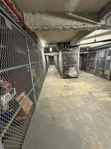 $259,000 | 241-20 Northern Boulevard, Unit 1M | Douglaston