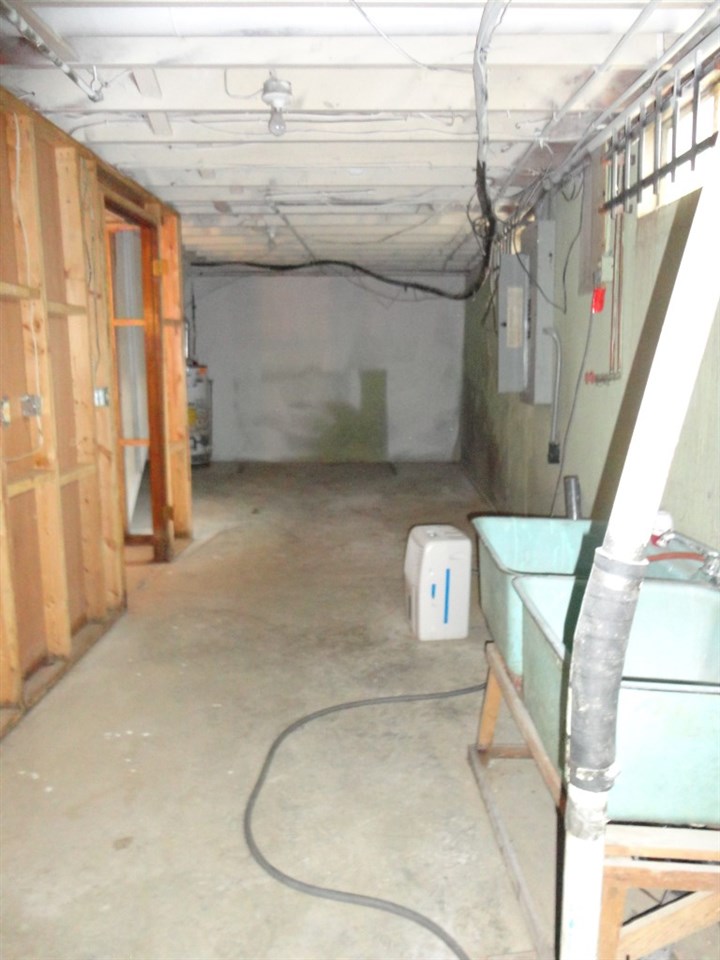 2717 East Tillman Road Fort Wayne, IN 46816 - Photo 14 of 21 Gallery Image 14
