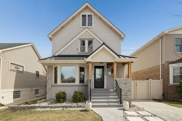 $749,900 | 10547 South Troy Street, Chicago, IL 60655