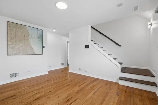 $749,900 | 10547 South Troy Street, Chicago, IL 60655