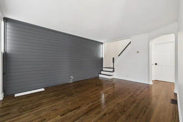 $749,900 | 10547 South Troy Street, Chicago, IL 60655