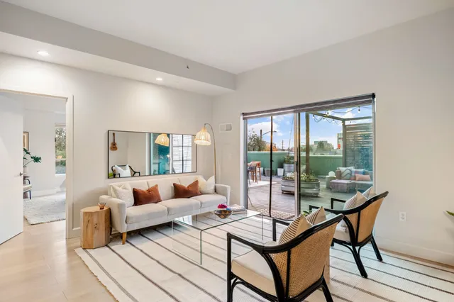 $699,000 | 6465 San Pablo Avenue, Unit 206, Oakland, CA 94608