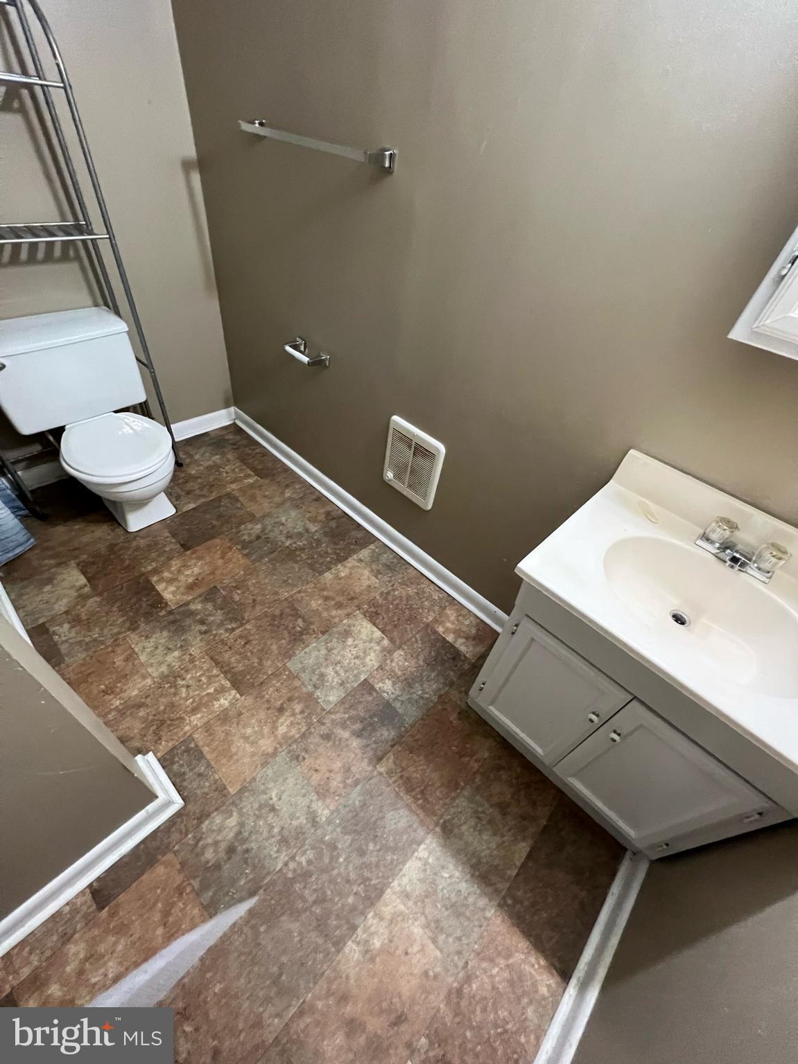 4880 East Prospect Road York, PA 17406 - Photo 20 of 26 Gallery Image 20