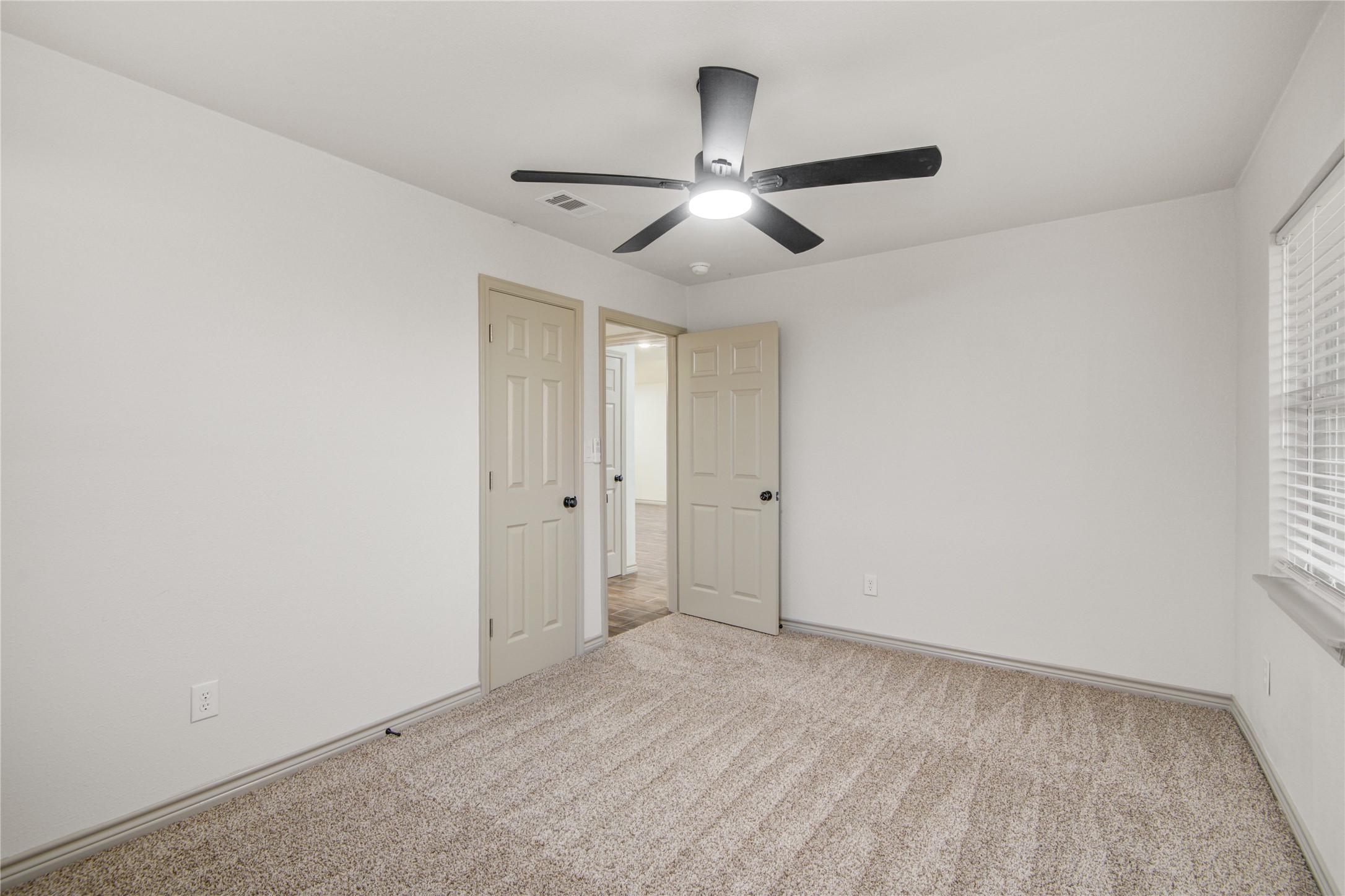 1530 West 10th Street Freeport, TX 77541 - Photo 16 of 32 wooden floor in an empty room