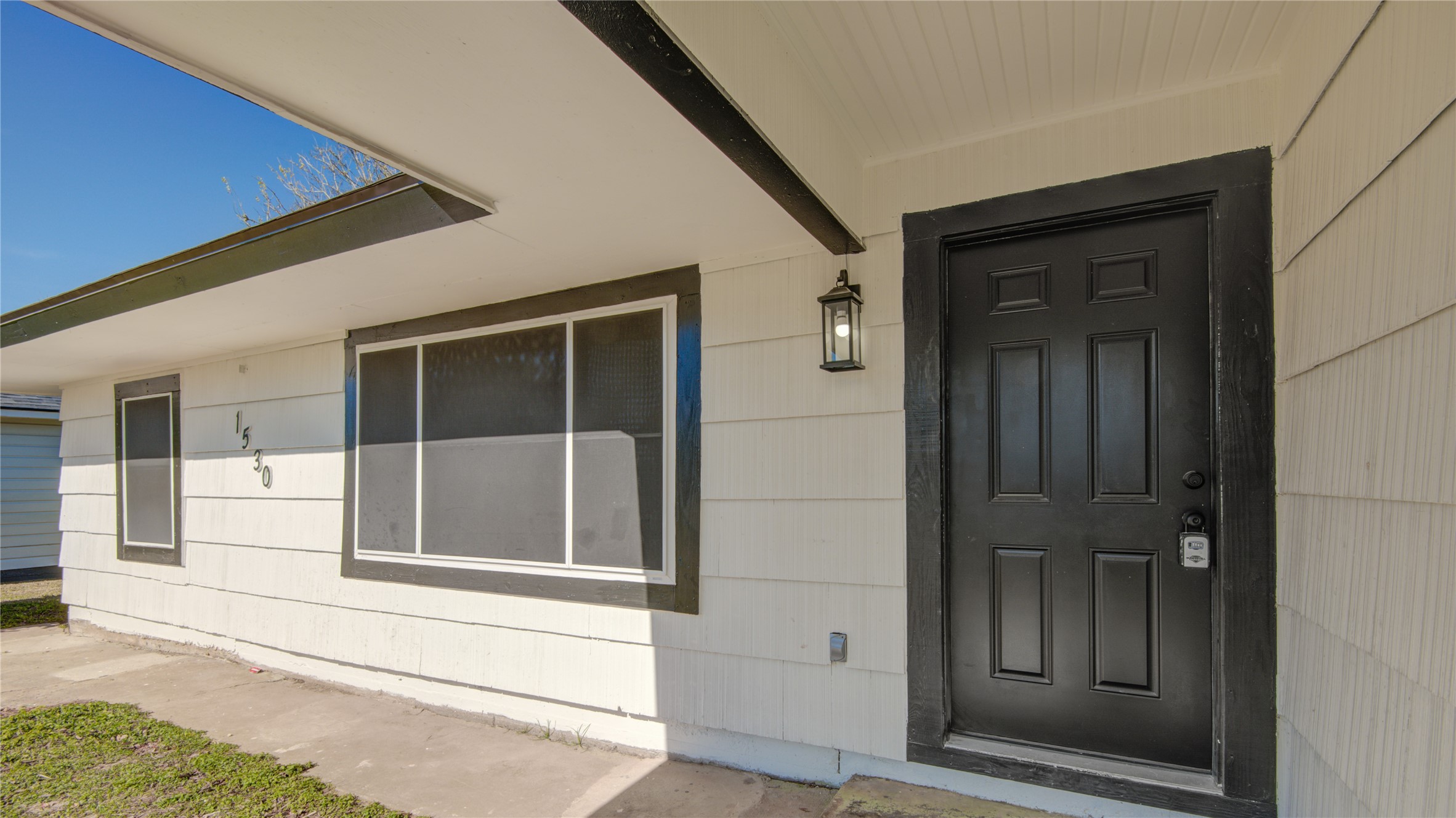 1530 West 10th Street Freeport, TX 77541 - Photo 5 of 32 a view of door
