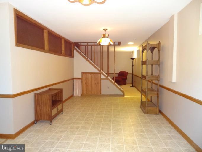 12454 Henderson Road Clifton, VA 20124 - Photo 1 of 25 Interior (General)