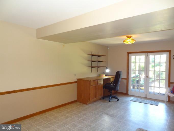 12454 Henderson Road Clifton, VA 20124 - Photo 13 of 25 Interior (General)