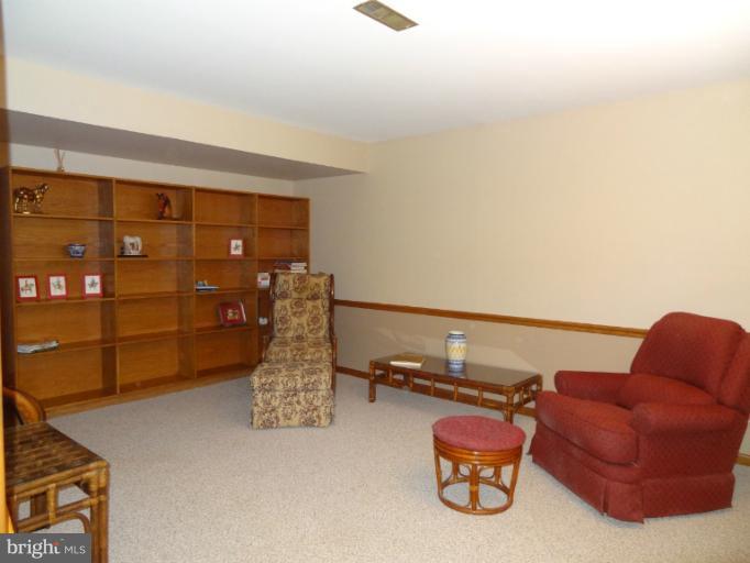 12454 Henderson Road Clifton, VA 20124 - Photo 14 of 25 Interior (General)