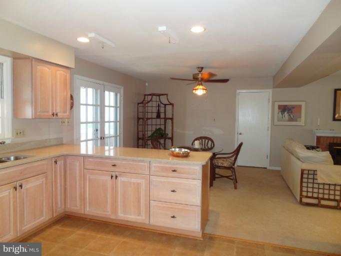 12454 Henderson Road Clifton, VA 20124 - Photo 16 of 25 Interior (General)