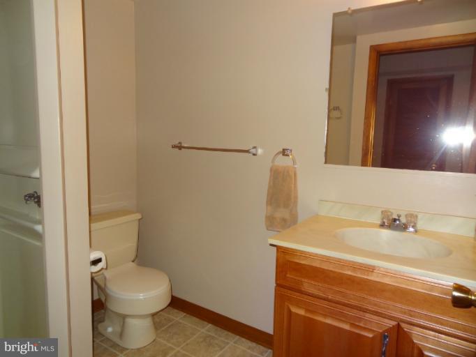 12454 Henderson Road Clifton, VA 20124 - Photo 23 of 25 Interior (General)