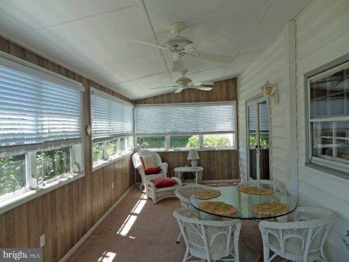 12454 Henderson Road Clifton, VA 20124 - Photo 7 of 25 Interior (General)