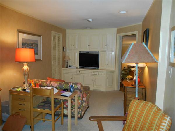164 Longview Drive Longmeadow, MA 01106 - Photo 13 of 26
