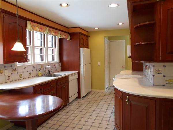 164 Longview Drive Longmeadow, MA 01106 - Photo 8 of 26