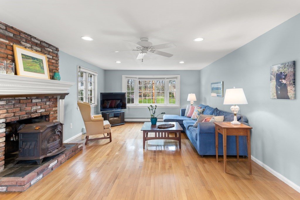 36 Crestview Drive Millis, MA 02054 - Photo 12 of 30