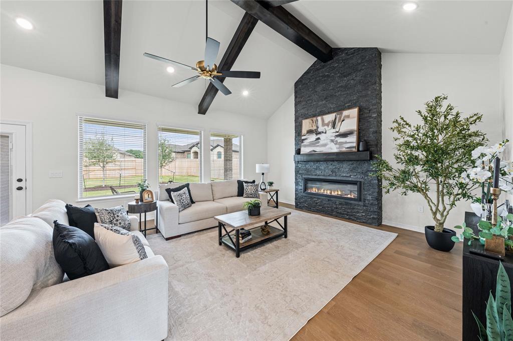 126 Lasso Loop Lorena, TX 76655 - Photo 7 of 38