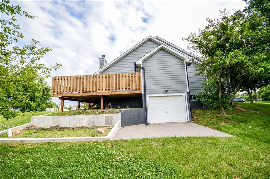 3711 South Rust Road Grain Valley, MO 64029 - Photo 6 of 57