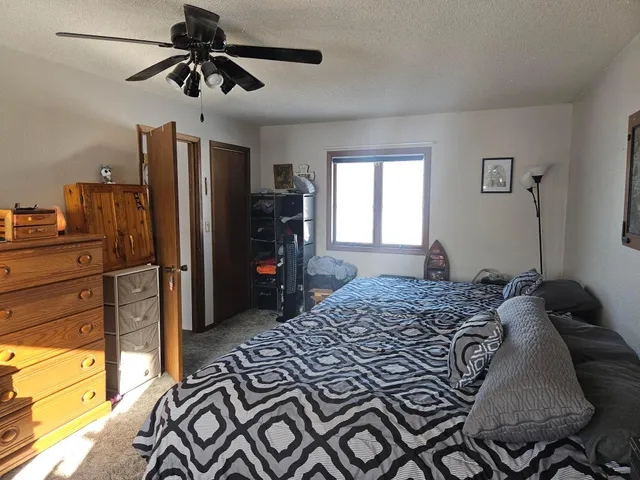 $269,900 | 209 2nd Street Northeast, Clarks Grove, MN 56016