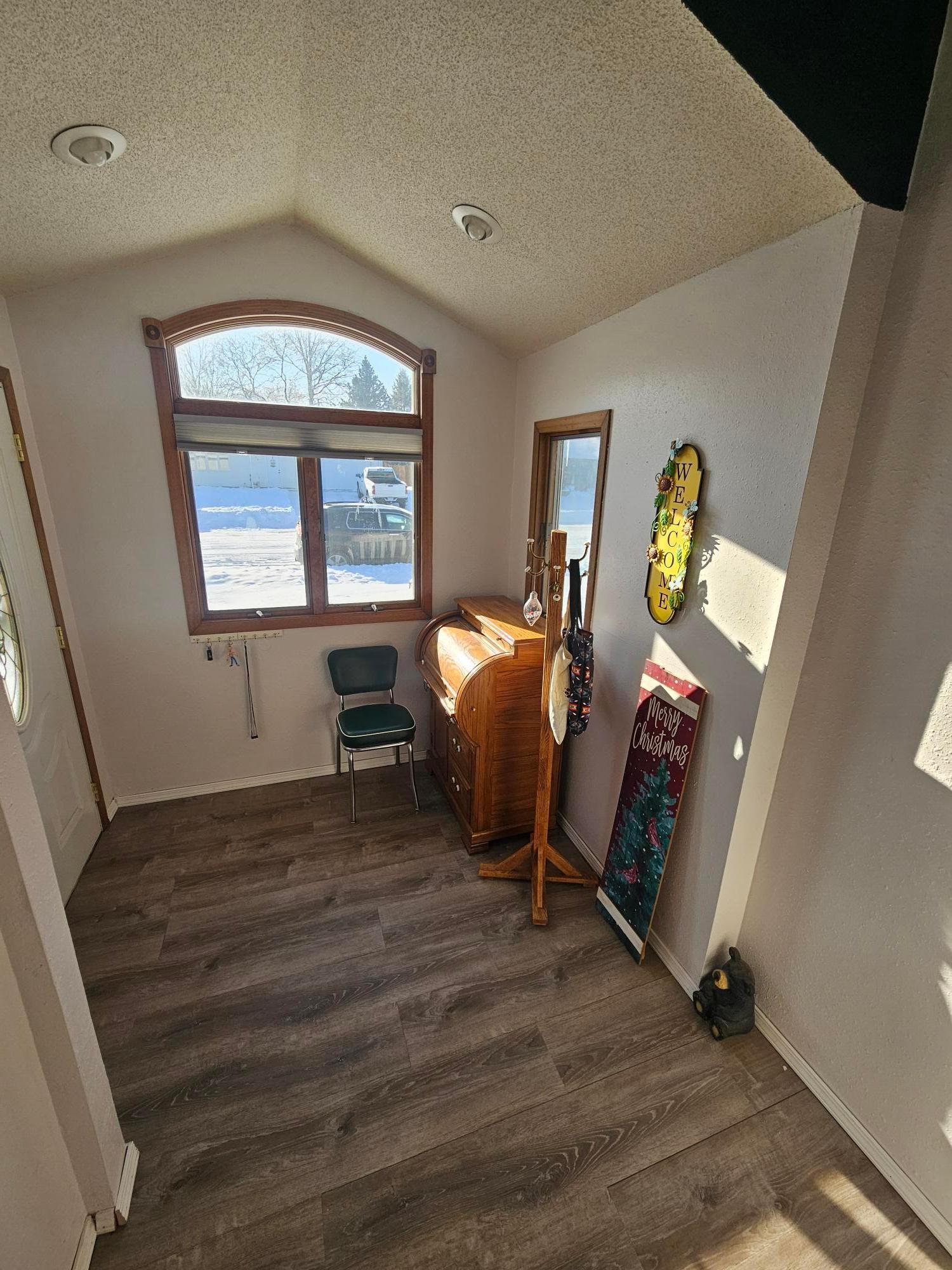 209 2nd Street Northeast Clarks Grove, MN 56016 - Photo 22 of 44