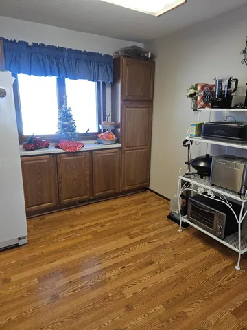 $269,900 | 209 2nd Street Northeast, Clarks Grove, MN 56016