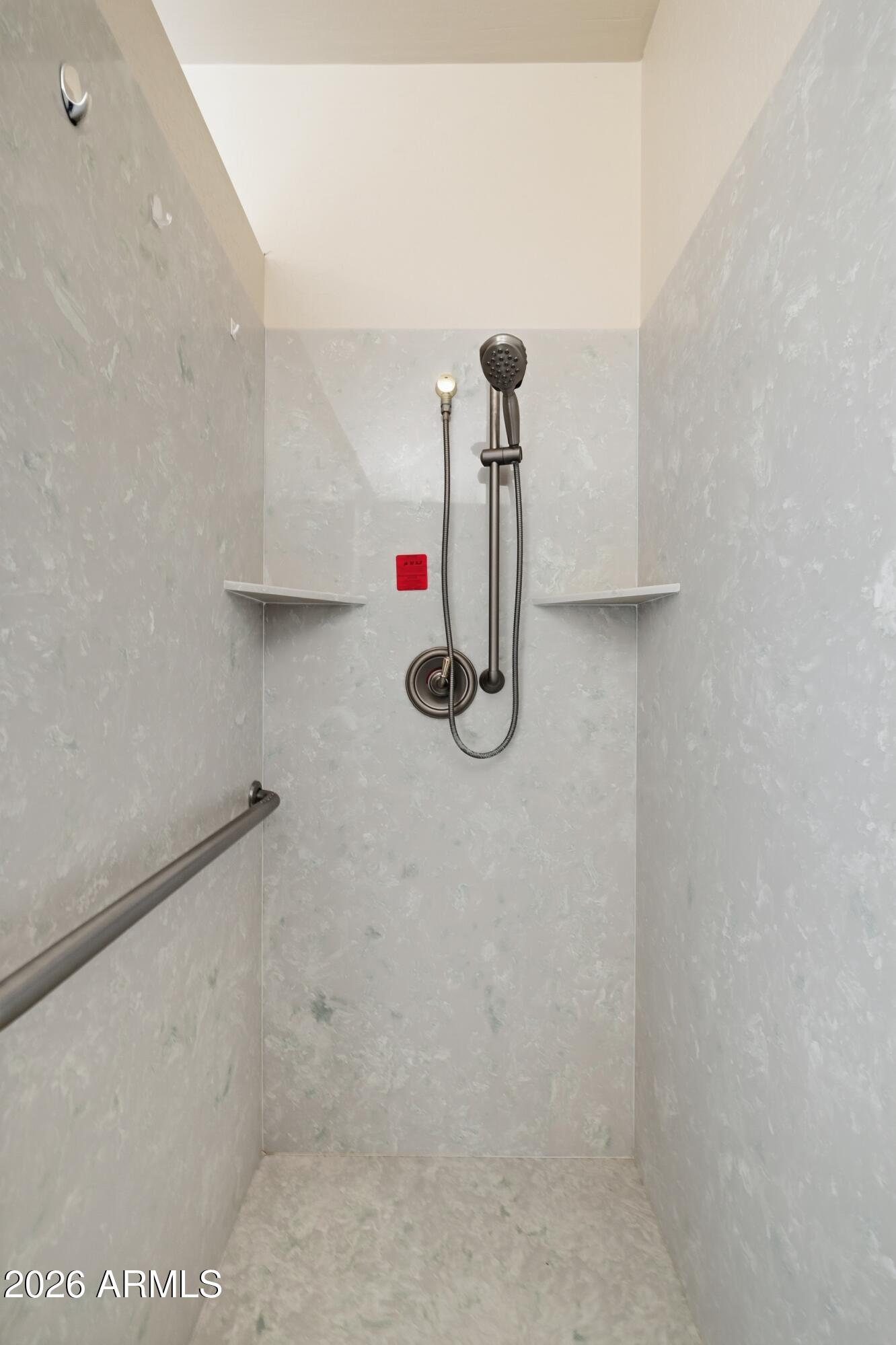 1561 South Canyon Ridge Trail Show Low, AZ 85901 - Photo 35 of 61 a bathroom with a shower