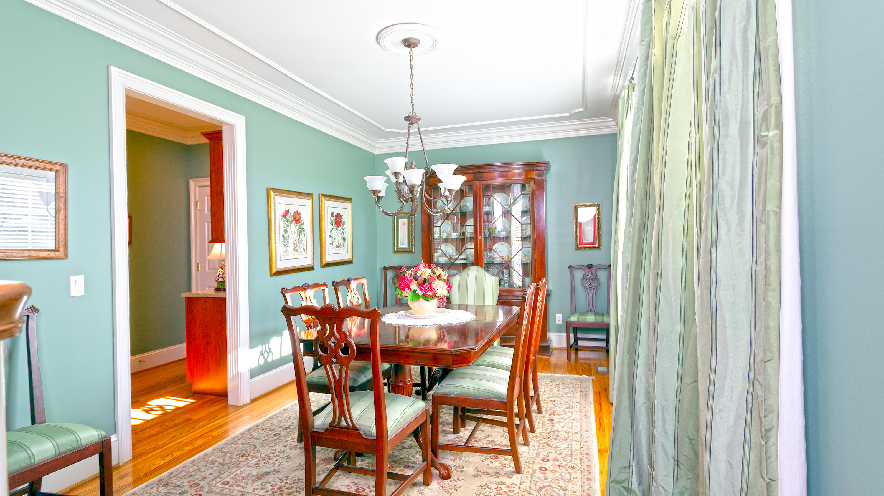 319 Willow Glen Road Chattanooga, TN 37421 - Photo 13 of 66 dining room 2