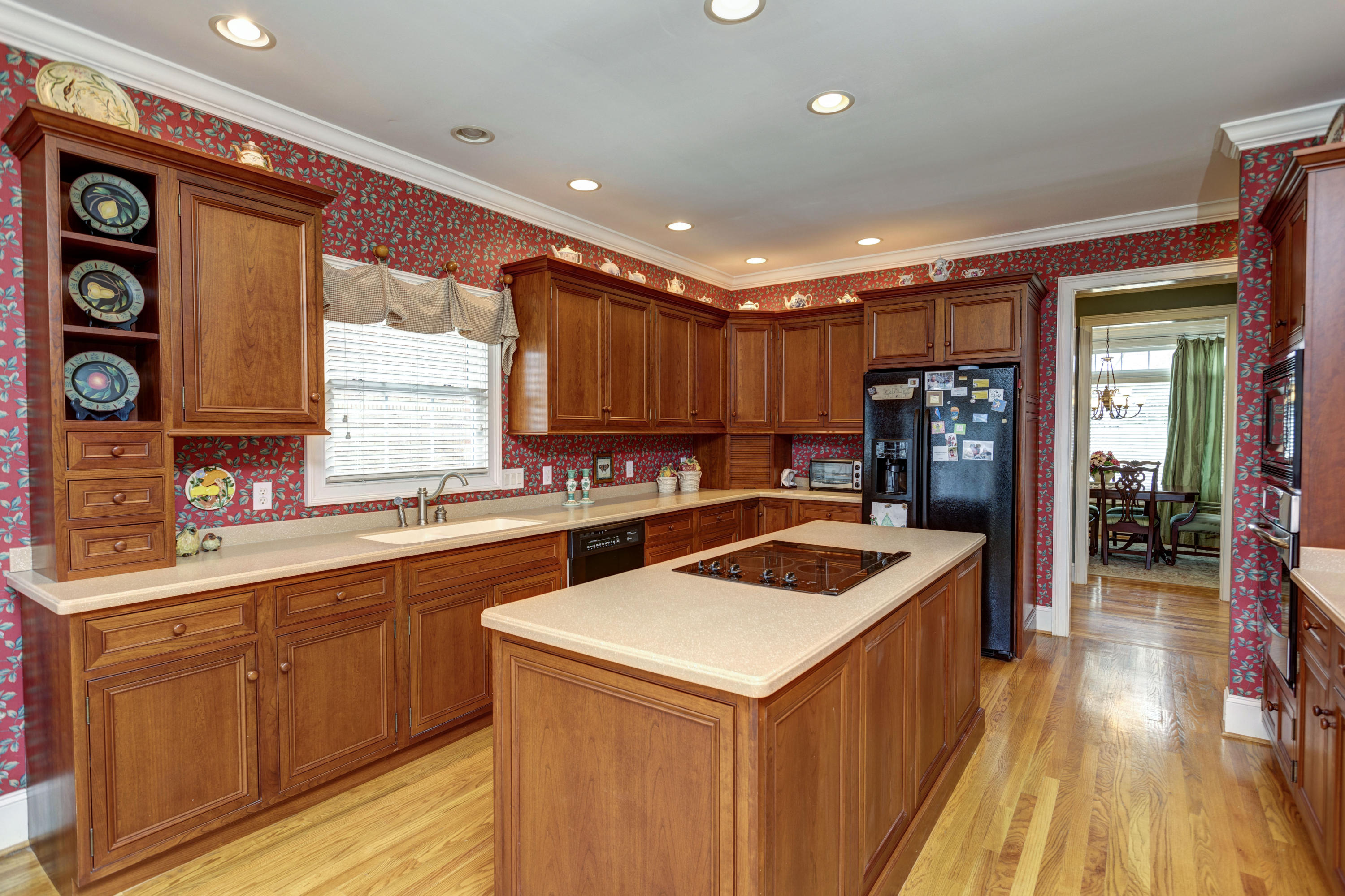 319 Willow Glen Road Chattanooga, TN 37421 - Photo 21 of 66 kitchen_3