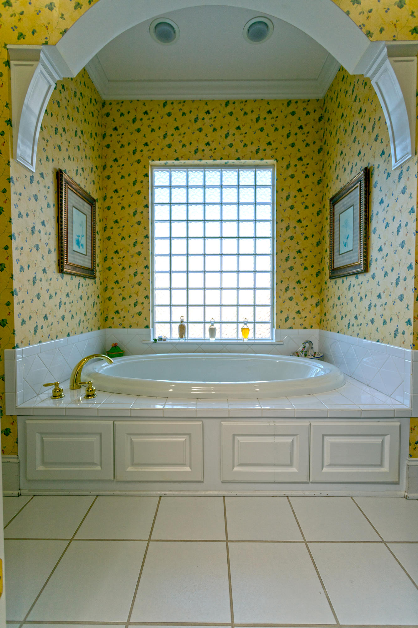 319 Willow Glen Road Chattanooga, TN 37421 - Photo 32 of 66 master bath