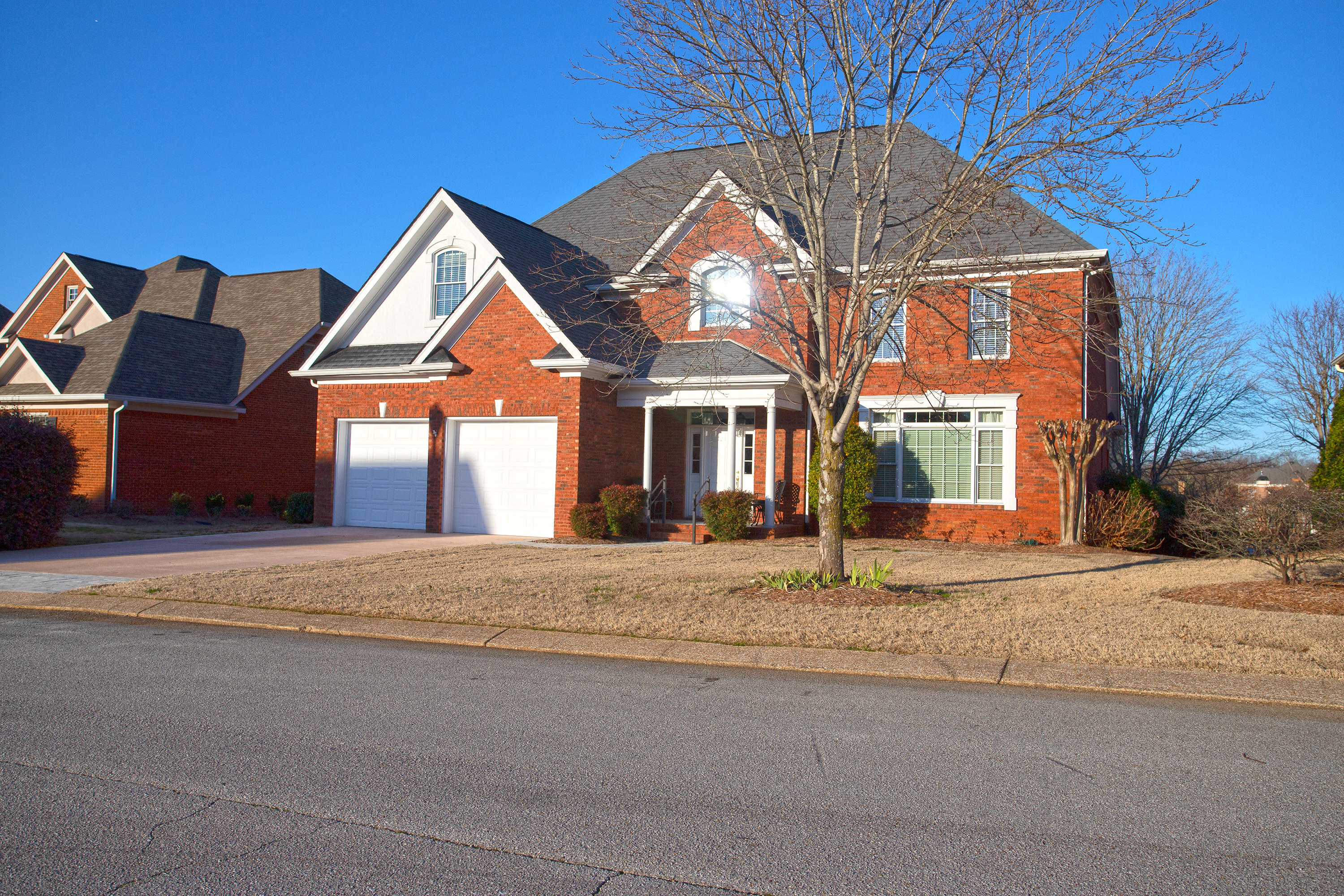 319 Willow Glen Road Chattanooga, TN 37421 - Photo 4 of 66 exterior front