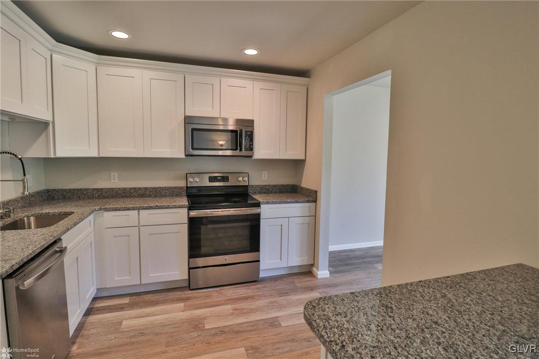887 Briarstone Road Bethlehem, PA 18017 - Photo 12 of 31 Gallery Image 12