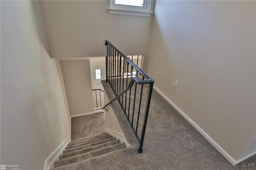 887 Briarstone Road Bethlehem, PA 18017 - Photo 17 of 31 Gallery Image 17
