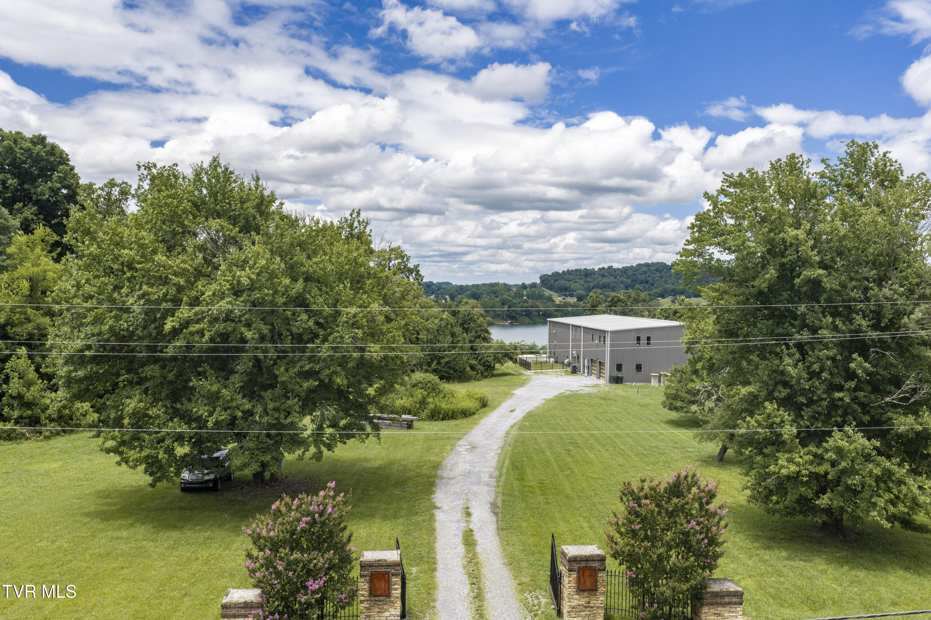 809 South Austin Springs Road Johnson City, TN 37601 - Photo 122 of 138 AustinSpringsBarn-aerials-1