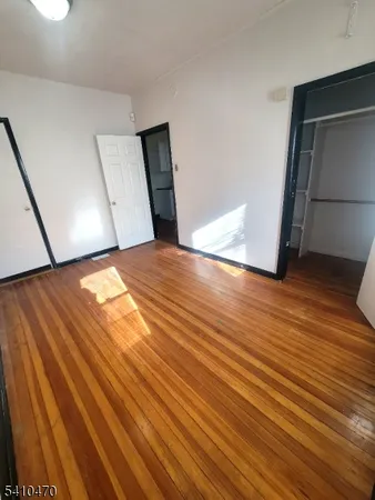 $1,975 | 104 Dayton Street, Newark, NJ 07114