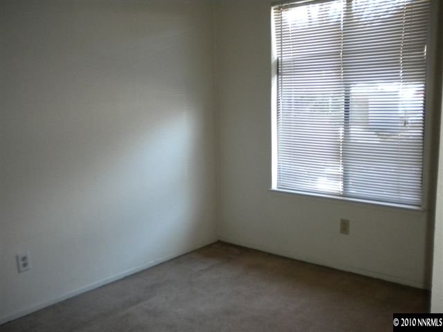 3230 Wedekind Road, Unit 87 Sparks, NV 89431 - Photo 4 of 6 Photo 4