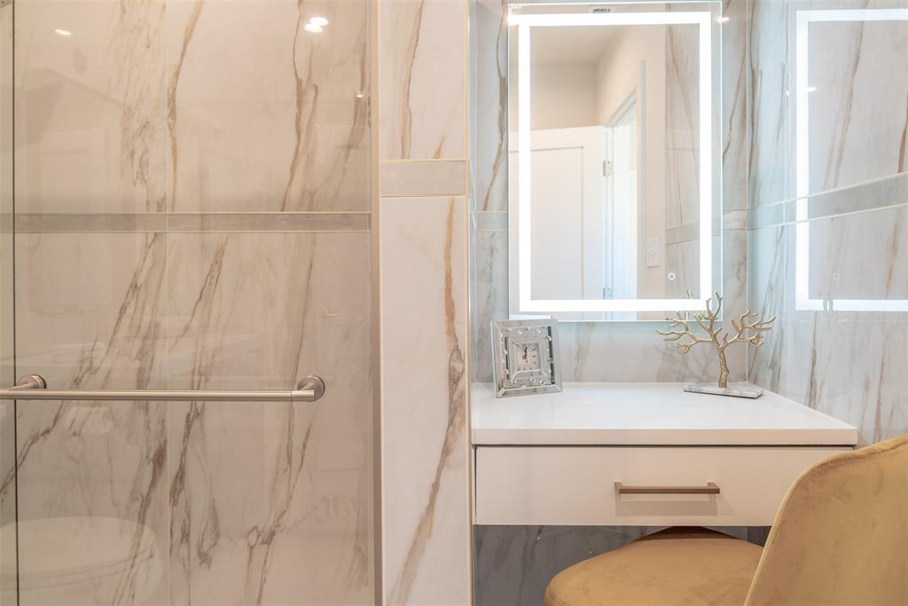 210 Davis Road Granbury, TX 76049 - Photo 12 of 28 a bathroom with a sink and toilet