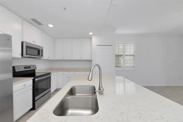 $369,000 | 18008 Gawthrop Drive, Unit 101, Lakewood Ranch, FL 34211