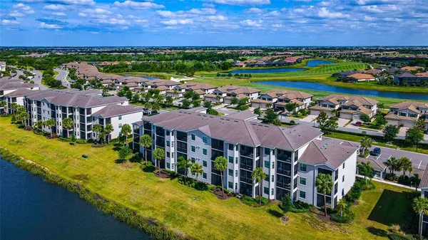 $369,000 | 18008 Gawthrop Drive, Unit 101, Lakewood Ranch, FL 34211