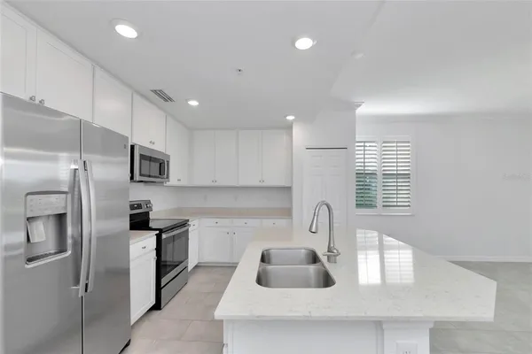 $369,000 | 18008 Gawthrop Drive, Unit 101, Lakewood Ranch, FL 34211