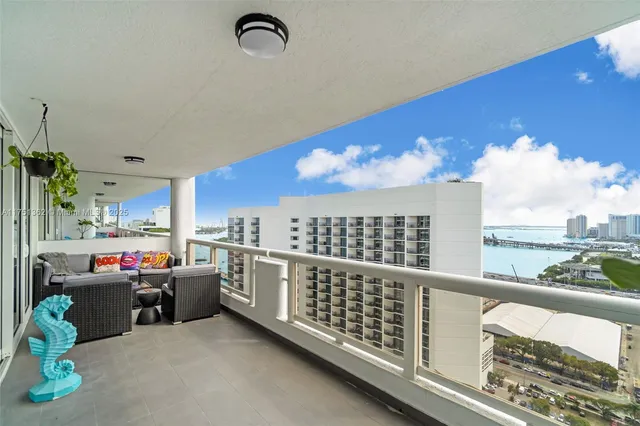 $779,000 | 1717 North Bayshore Drive, Unit A3455, Miami, FL 33132