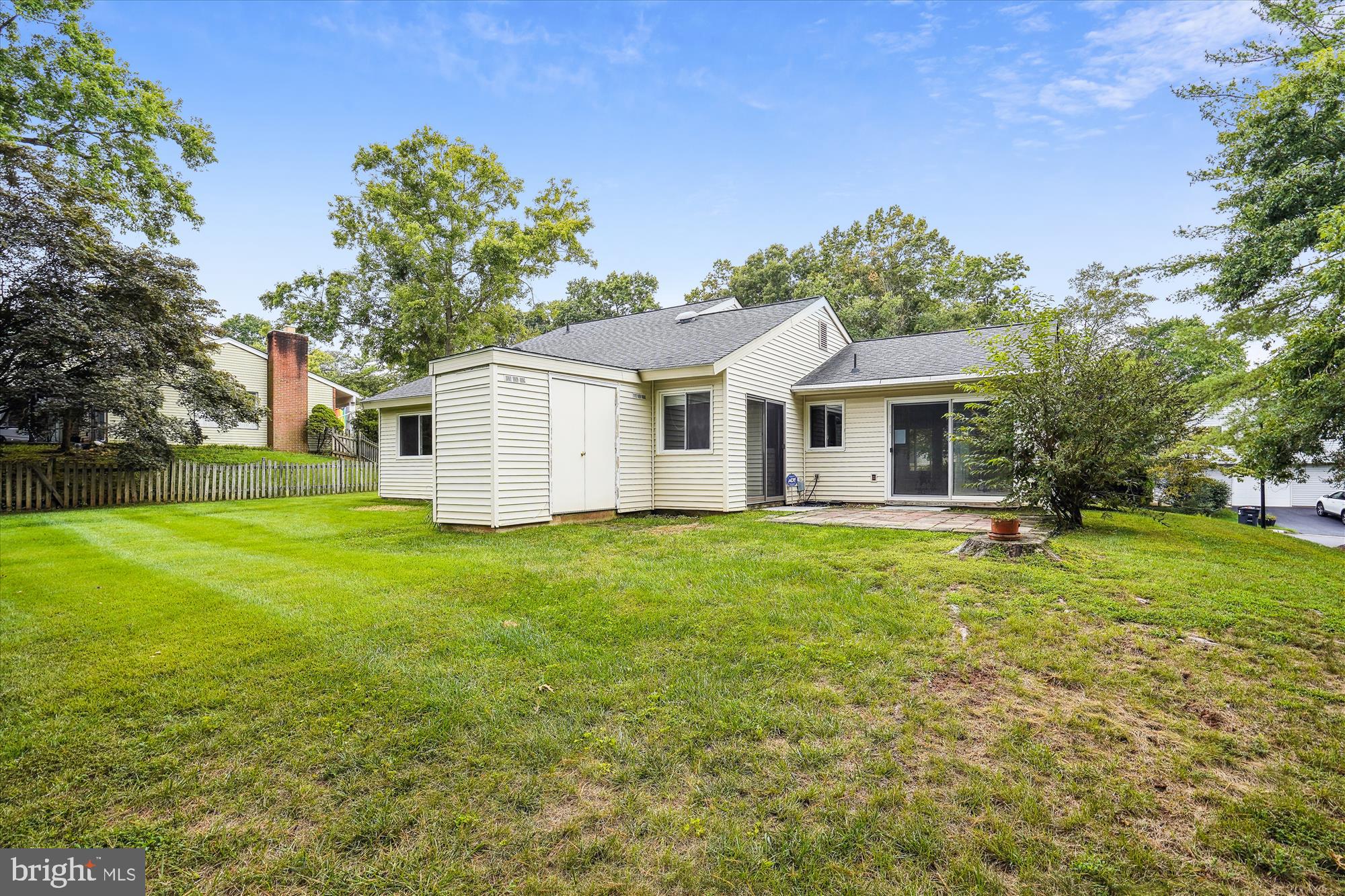 4 Greencastle Road Sterling, VA 20164 - Photo 4 of 36 REAR VIEW OF HOME AND LARGE BACKYARD