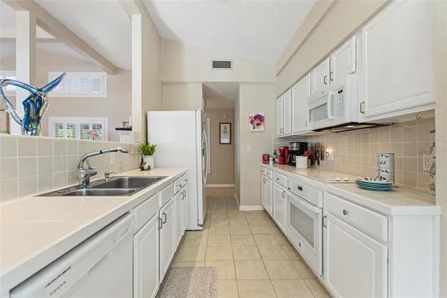 $475,000 | 6365 Avocado Drive, Indian Lake Estates, FL 33843